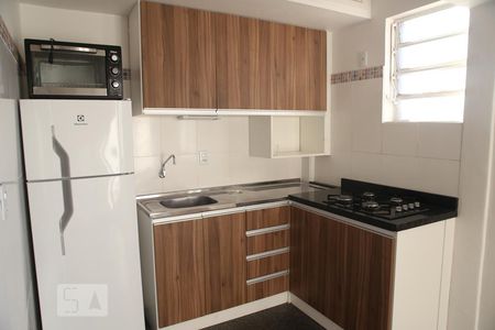 Cozinha de apartamento para alugar com 1 quarto, 20m² em Centro Histórico, Porto Alegre