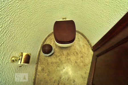 Lavabo de casa à venda com 4 quartos, 300m² em Utinga, Santo André