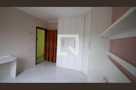 Quarto 1 de casa à venda com 2 quartos, 85m² em Parque Maria Domitila, São Paulo