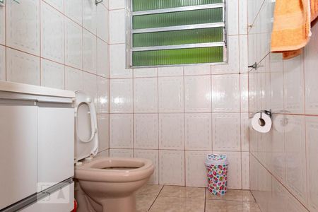 Lavabo de casa para alugar com 4 quartos, 140m² em Vila Santa Catarina, São Paulo
