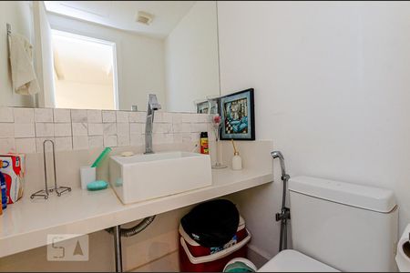 Lavabo  de apartamento para alugar com 2 quartos, 65m² em Camboinhas, Niterói