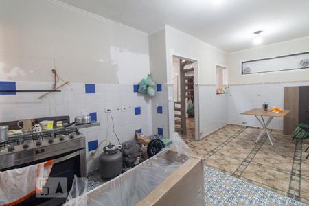 Casa à venda com 300m², 4 quartos e 4 vagas Casa à venda com 300m², 4 quartos e 4 vagasCozinha