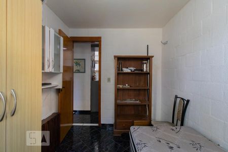 Quarto 2 de apartamento para alugar com 2 quartos, 43m² em São João Batista, São Leopoldo