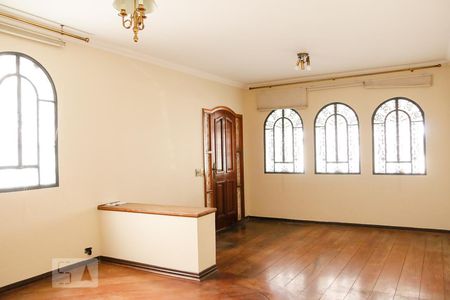 Sala de casa à venda com 4 quartos, 200m² em Jardim Ipanema (zona Sul), São Paulo