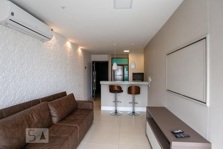 Sala/Cozinha de apartamento para alugar com 1 quarto, 42m² em Cristal, Porto Alegre