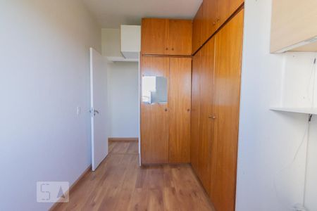 Quarto 1 - Armários de apartamento para alugar com 2 quartos, 47m² em Chácara das Nações, Campinas