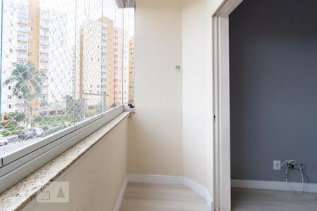 Sacada de apartamento à venda com 3 quartos, 72m² em Piratininga, Osasco