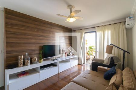 Sala de TV de apartamento à venda com 4 quartos, 269m² em Cambuí, Campinas