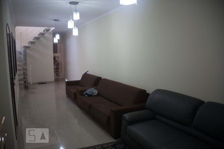 Sala de casa à venda com 3 quartos, 250m² em Vila Carrão, São Paulo