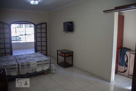 Suite de casa à venda com 3 quartos, 250m² em Vila Carrão, São Paulo