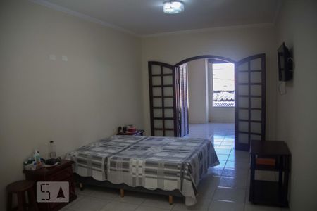 Suite de casa à venda com 3 quartos, 250m² em Vila Carrão, São Paulo