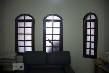 Sala de casa à venda com 3 quartos, 250m² em Vila Carrão, São Paulo