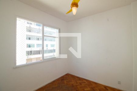 Quarto 1 de apartamento à venda com 2 quartos, 68m² em Copacabana, Rio de Janeiro
