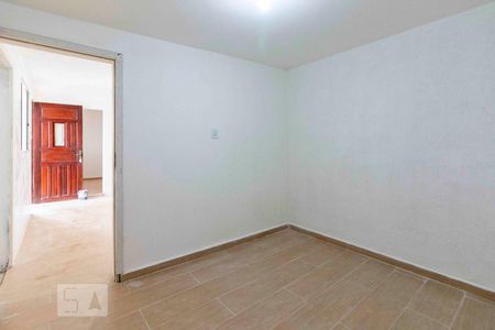 Quarto 2 de casa para alugar com 2 quartos, 110m² em Vila Nhocune, São Paulo