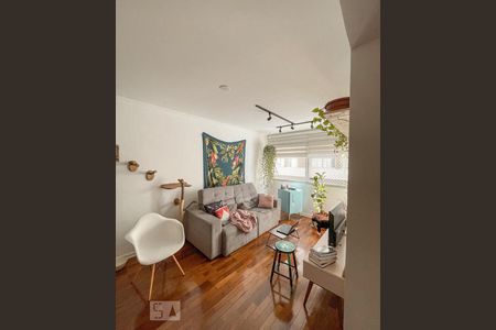 Sala de apartamento para alugar com 3 quartos, 78m² em Vila Gumercindo, São Paulo