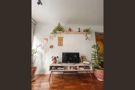 Sala de apartamento para alugar com 3 quartos, 78m² em Vila Gumercindo, São Paulo