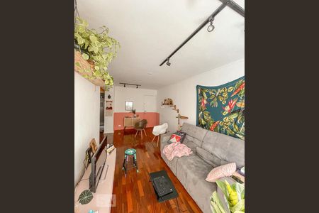 Sala de apartamento para alugar com 3 quartos, 78m² em Vila Gumercindo, São Paulo