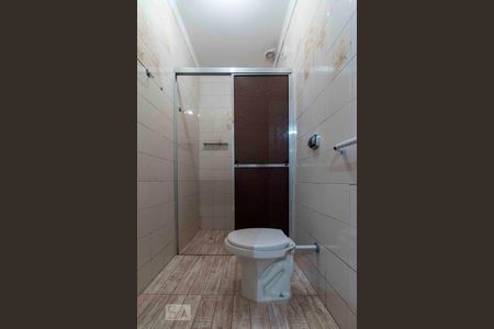 Banheiro de casa à venda com 2 quartos, 60m² em Jardim Adutora, São Paulo