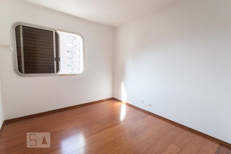 Quarto 1 de apartamento para alugar com 3 quartos, 243m² em Pompeia, São Paulo