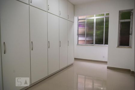 Sala/Quarto de kitnet/studio para alugar com 1 quarto, 36m² em Copacabana, Rio de Janeiro