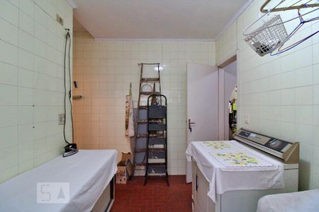 Casa para alugar com 350m², 3 quartos e 4 vagas Casa para alugar com 350m², 3 quartos e 4 vagasÁrea de Serviço