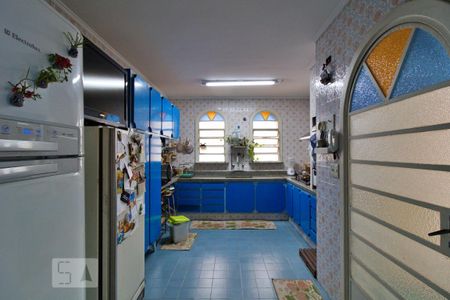 Casa para alugar com 350m², 3 quartos e 4 vagas Casa para alugar com 350m², 3 quartos e 4 vagasCozinha
