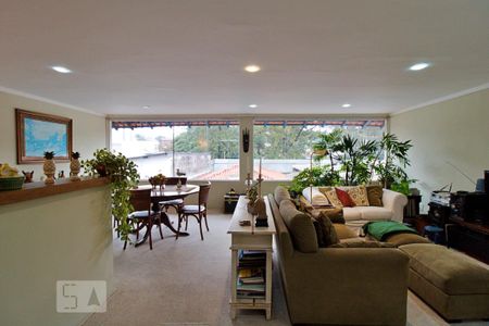 Casa para alugar com 350m², 3 quartos e 4 vagas Casa para alugar com 350m², 3 quartos e 4 vagasSala Intima
