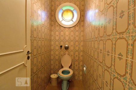 Casa para alugar com 350m², 3 quartos e 4 vagas Casa para alugar com 350m², 3 quartos e 4 vagasLavabo