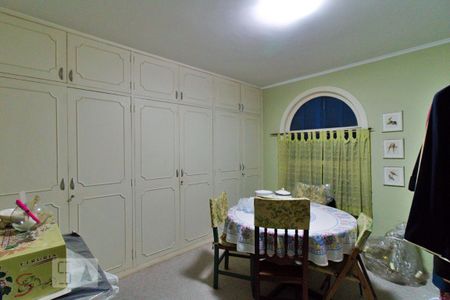 Casa para alugar com 350m², 3 quartos e 4 vagas Casa para alugar com 350m², 3 quartos e 4 vagasSuíte