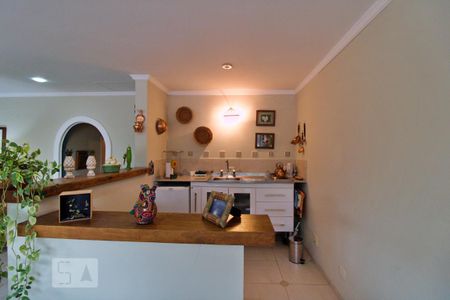 Casa para alugar com 350m², 3 quartos e 4 vagas Casa para alugar com 350m², 3 quartos e 4 vagasSala Intima