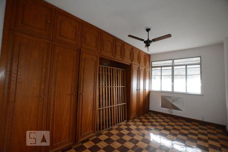 Quarto 1 de apartamento para alugar com 3 quartos, 150m² em Penha Circular, Rio de Janeiro