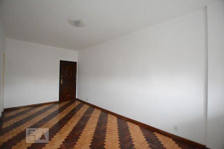 Sala de apartamento para alugar com 3 quartos, 150m² em Penha Circular, Rio de Janeiro