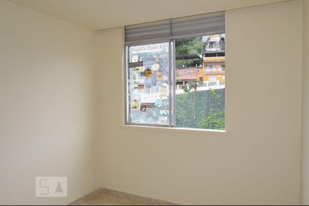Quarto 1 de apartamento à venda com 3 quartos, 60m² em Santa Rosa, Niterói