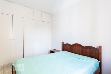 Quarto 1 de apartamento para alugar com 2 quartos, 72m² em Vila Madalena, São Paulo