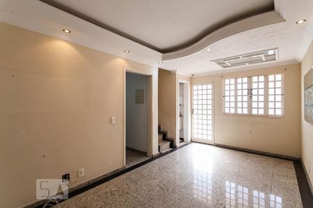 Sala de casa de condomínio à venda com 3 quartos, 97m² em Utinga, Santo André