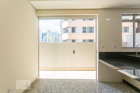 Sala/Cozinha de apartamento para alugar com 1 quarto, 35m² em Funcionários, Belo Horizonte