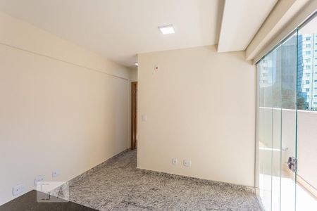 Sala/Cozinha de apartamento para alugar com 1 quarto, 35m² em Funcionários, Belo Horizonte