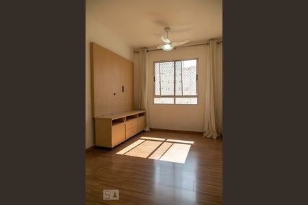 Sala de apartamento para alugar com 2 quartos, 45m² em Ponte Grande, Guarulhos