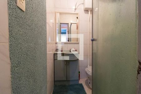 Banheiro de apartamento à venda com 1 quarto, 45m² em Partenon, Porto Alegre