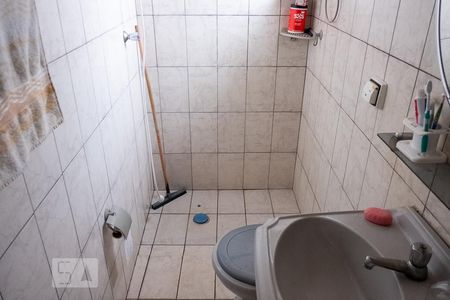 Banheiro da Suíte de casa à venda com 4 quartos, 500m² em Vila Ré, São Paulo