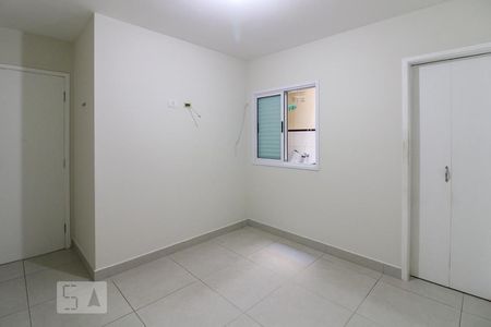 Suíte de casa de condomínio para alugar com 1 quarto, 40m² em Vila Mazzei, São Paulo