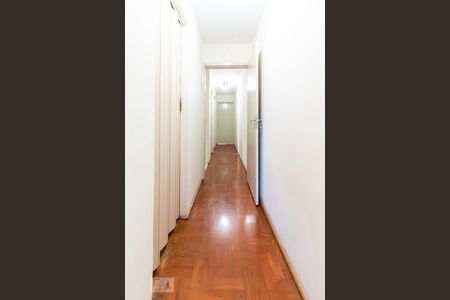Corredor dos Quartos de casa à venda com 3 quartos, 150m² em Socorro, São Paulo