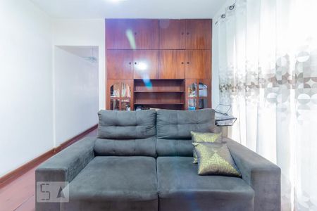 Sala de casa à venda com 3 quartos, 150m² em Socorro, São Paulo