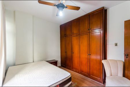 Quarto de apartamento para alugar com 1 quarto, 60m² em Gonzaga, Santos