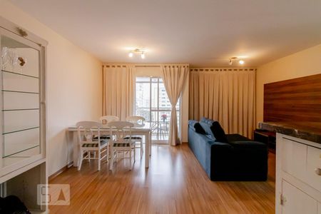 Sala de apartamento à venda com 2 quartos, 69m² em Vila Gumercindo, São Paulo