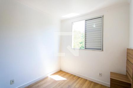 Quarto 1 de apartamento à venda com 2 quartos, 50m² em Parque São Vicente, Santo André