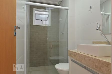 Banheiro de apartamento para alugar com 2 quartos, 51m² em Vila Guilherme, São Paulo