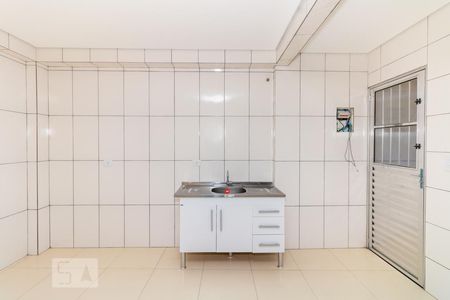 Sala e Cozinha de casa para alugar com 2 quartos, 65m² em Vila Medeiros, São Paulo