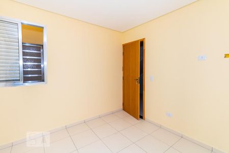 Quarto 1 de casa para alugar com 2 quartos, 65m² em Vila Medeiros, São Paulo