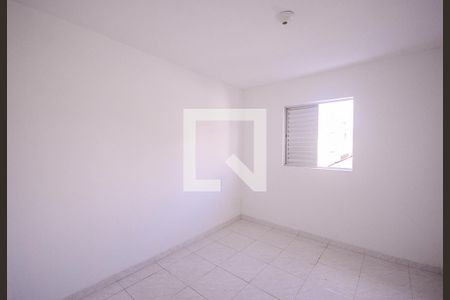 Quarto 1 de casa para alugar com 2 quartos, 50m² em Vila Brasilina, São Paulo